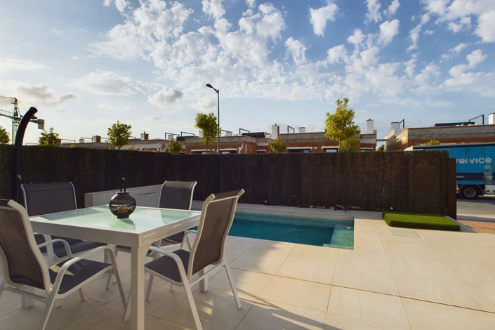 Image No.12-2 Bed Villa for sale