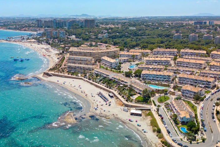 Image No.18-4 Bed Villa for sale