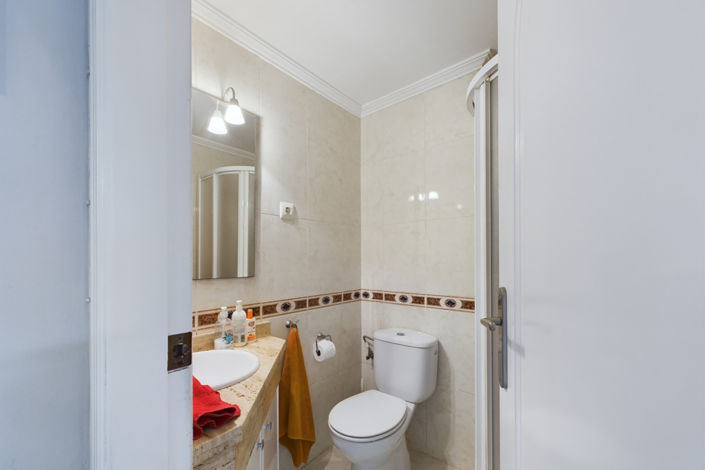 Image No.11-2 Bed Apartment for sale