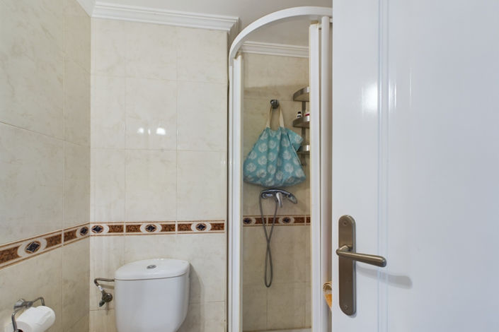 Image No.12-2 Bed Apartment for sale