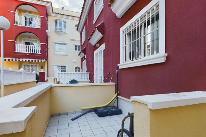 Image No.17-2 Bed Apartment for sale