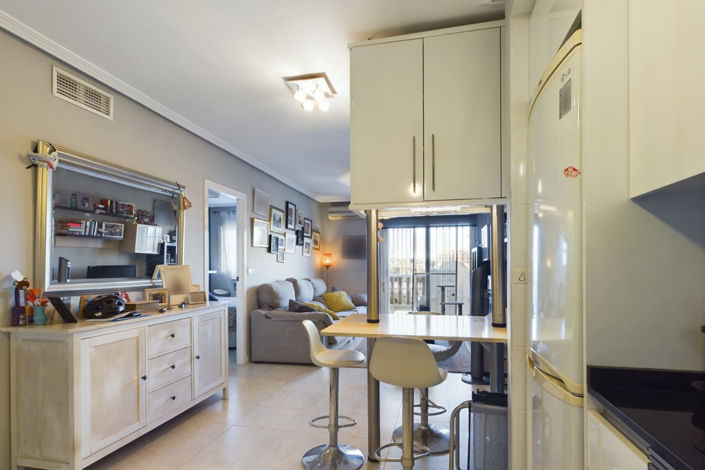 Image No.8-2 Bed Apartment for sale