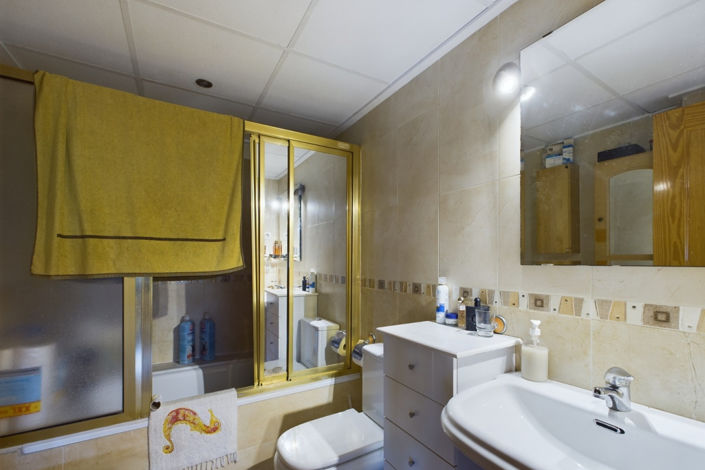 Image No.12-3 Bed Apartment for sale