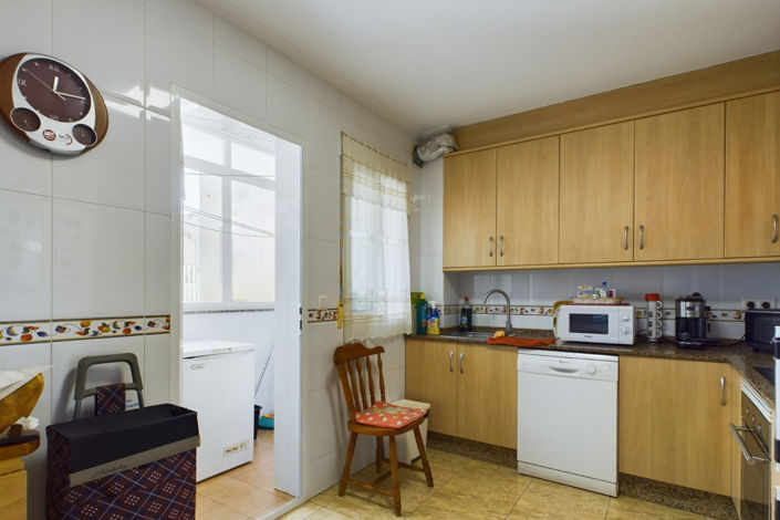 Image No.22-3 Bed Apartment for sale