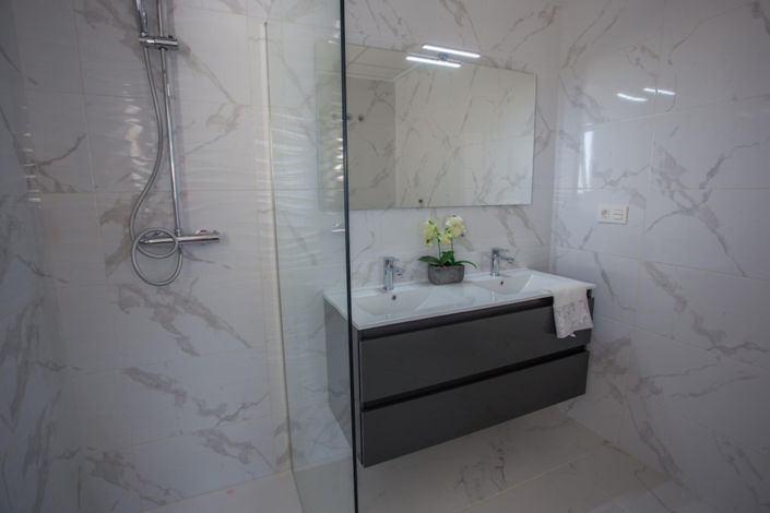 Image No.8-2 Bed Villa for sale