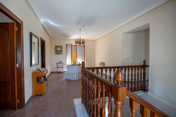 Image No.21-6 Bed Villa for sale