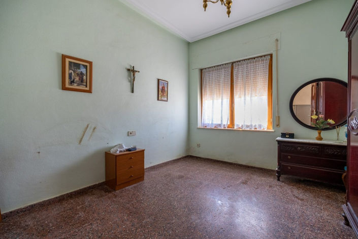 Image No.29-6 Bed Villa for sale