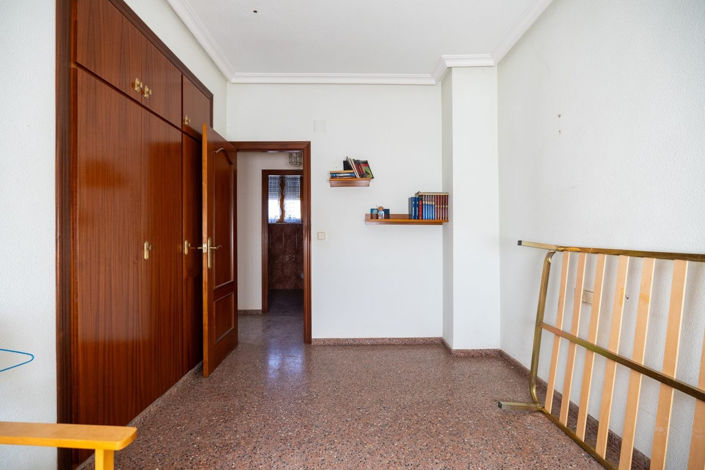 Image No.33-6 Bed Villa for sale