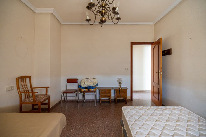 Image No.37-6 Bed Villa for sale