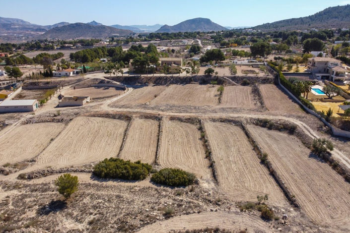 Image No.47-6 Bed Villa for sale