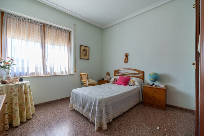 Image No.6-6 Bed Villa for sale