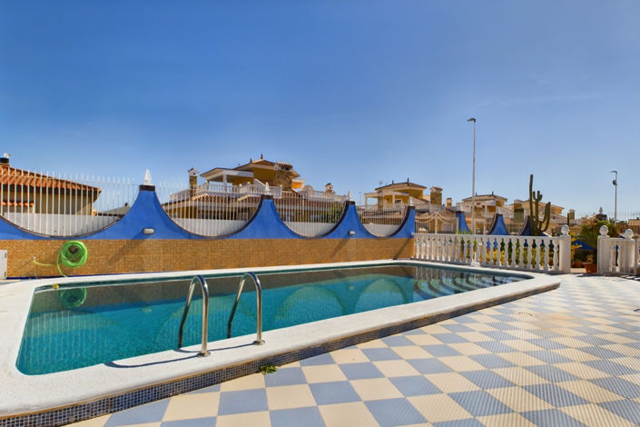 Image No.22-5 Bed Villa for sale