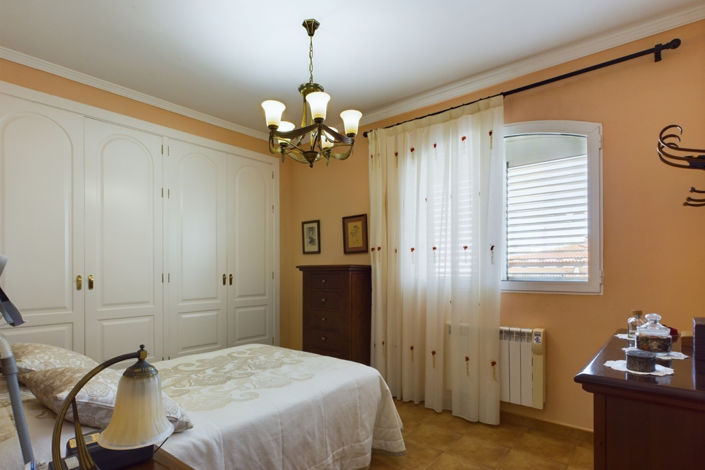 Image No.32-5 Bed Villa for sale