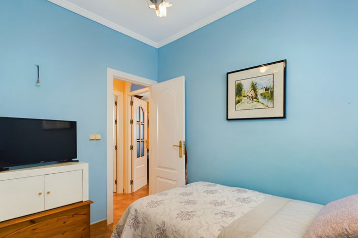 Image No.36-5 Bed Villa for sale