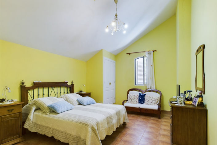 Image No.45-5 Bed Villa for sale