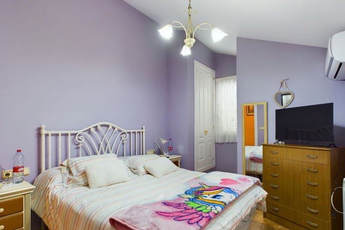 Image No.49-5 Bed Villa for sale