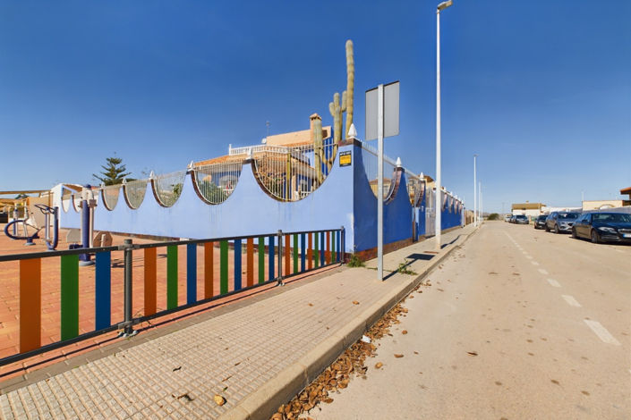 Image No.3-5 Bed Villa for sale