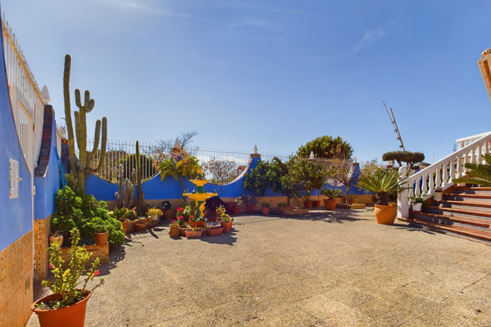 Image No.9-5 Bed Villa for sale