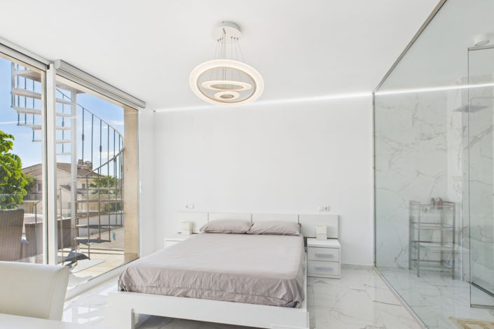 Image No.38-4 Bed Villa for sale