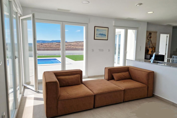 Image No.3-3 Bed Villa for sale