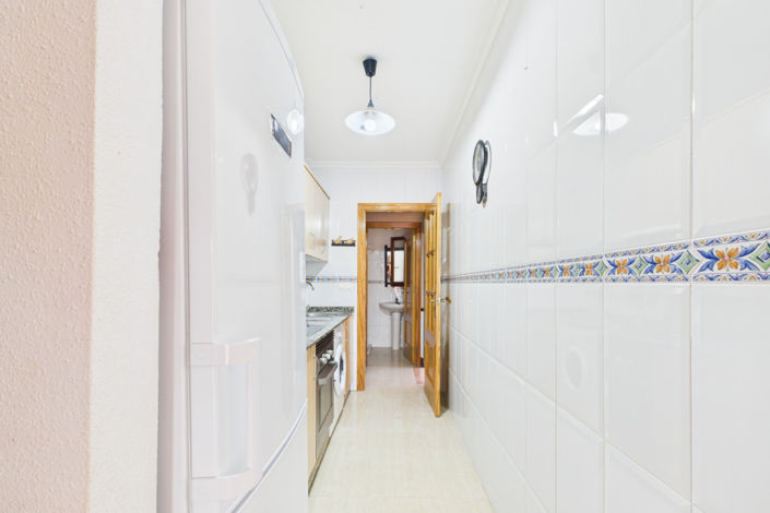 Image No.12-4 Bed Townhouse for sale