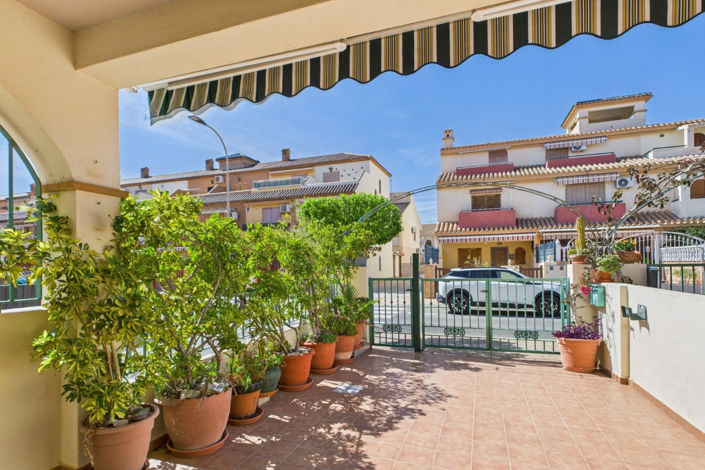 Image No.4-4 Bed Townhouse for sale