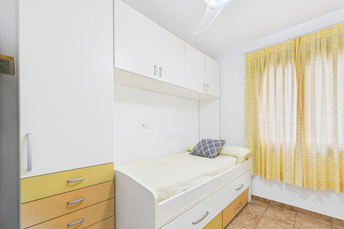 Image No.12-3 Bed Apartment for sale