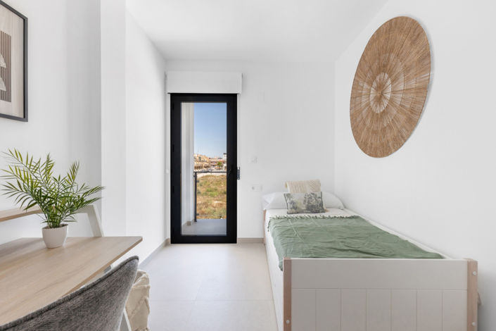 Image No.41-4 Bed Townhouse for sale