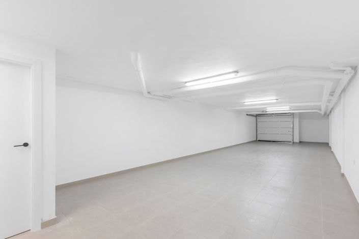 Image No.57-4 Bed Townhouse for sale