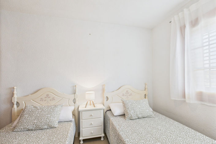 Image No.21-4 Bed Townhouse for sale