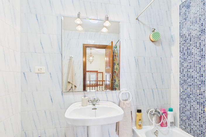 Image No.27-4 Bed Townhouse for sale