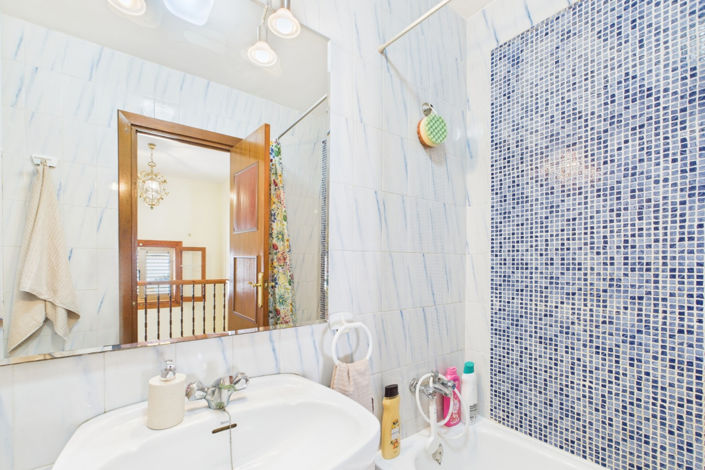 Image No.28-4 Bed Townhouse for sale