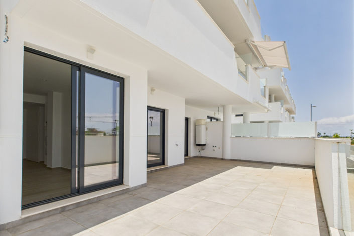 Image No.5-2 Bed Apartment for sale