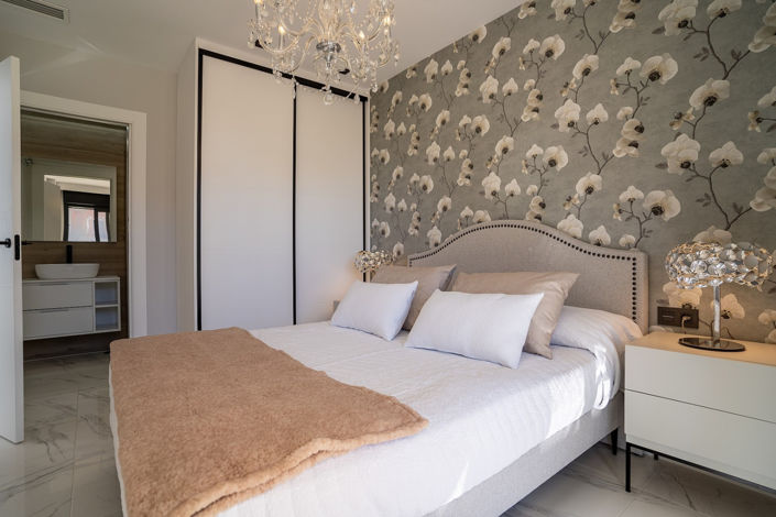 Image No.15-2 Bed Apartment for sale