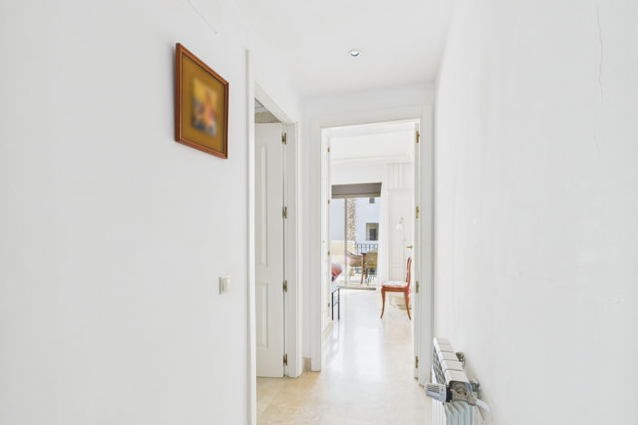 Image No.13-2 Bed Apartment for sale