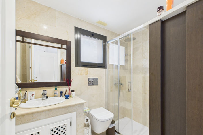 Image No.18-2 Bed Apartment for sale