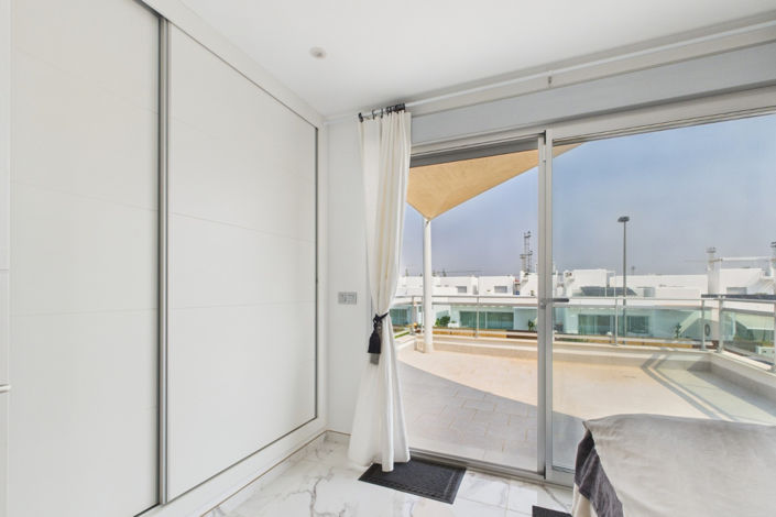 Image No.25-3 Bed Villa for sale