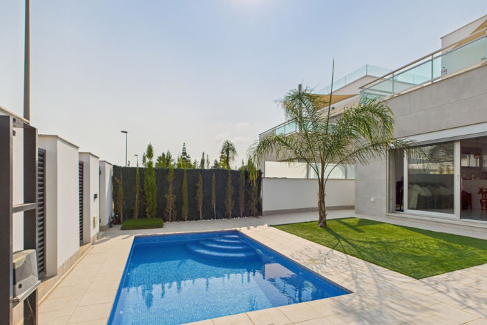 Image No.6-3 Bed Villa for sale