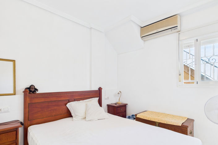 Image No.29-2 Bed Apartment for sale