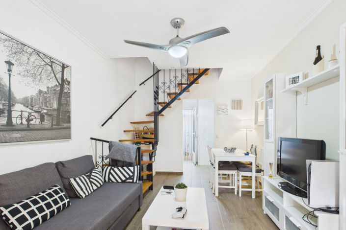 Image No.4-2 Bed Townhouse for sale