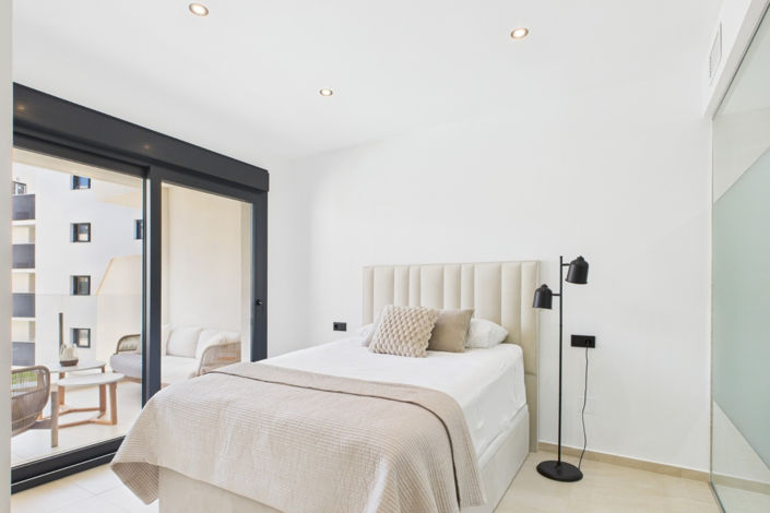 Image No.22-2 Bed Apartment for sale