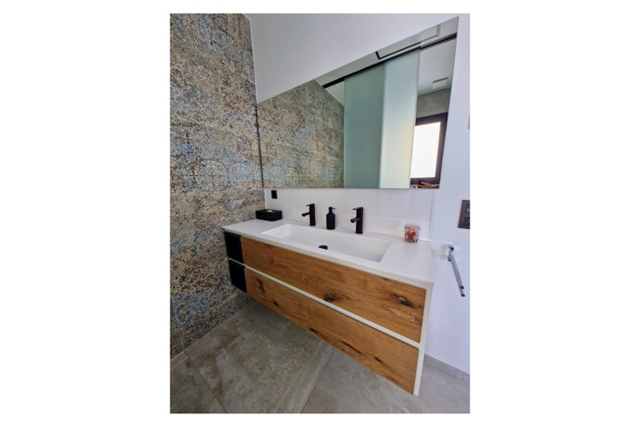 Image No.9-3 Bed Villa for sale