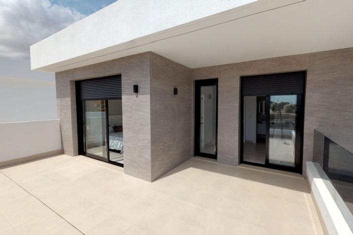 Image No.11-3 Bed Villa for sale