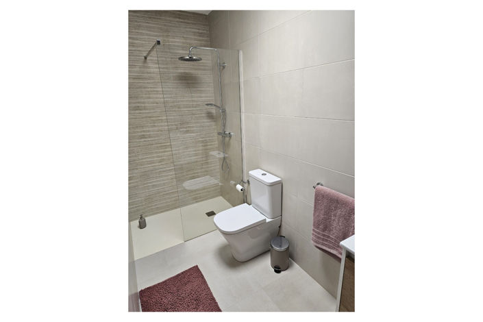 Image No.54-3 Bed Villa for sale