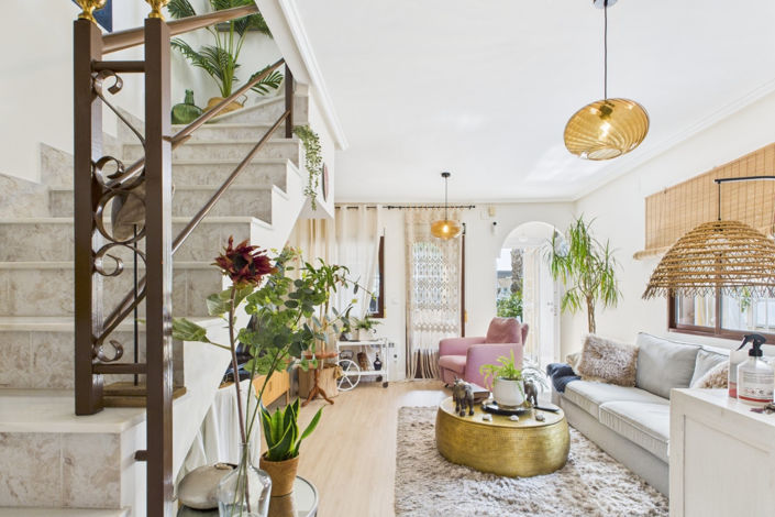 Image No.2-2 Bed Townhouse for sale