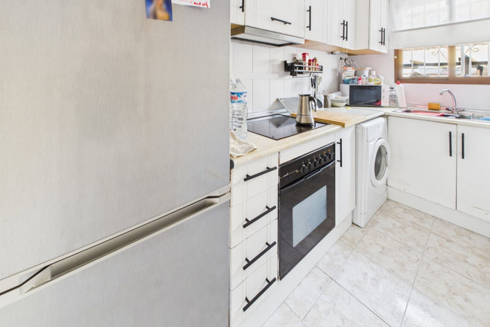 Image No.18-2 Bed Townhouse for sale