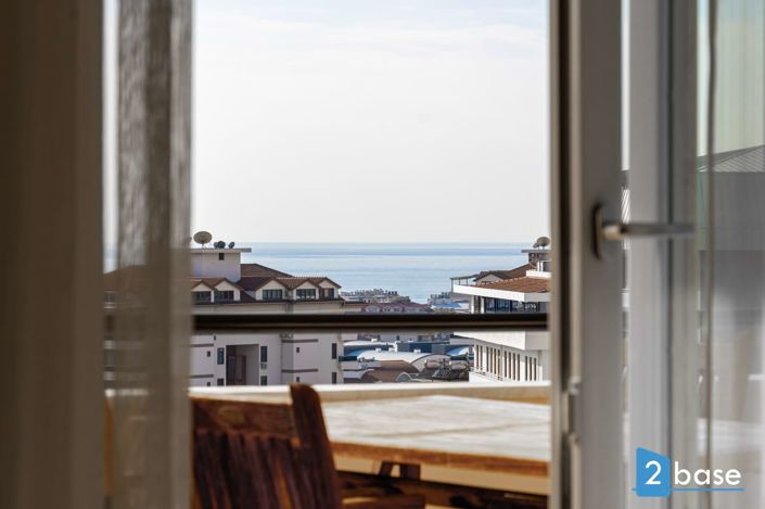 Image No.16-3 Bed Penthouse for sale