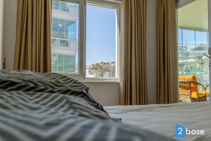 Image No.25-1 Bed Apartment for sale