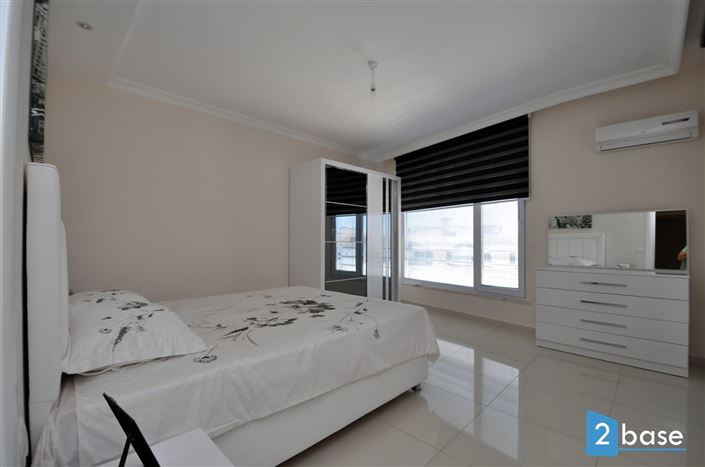 Image No.23-2 Bed Apartment for sale