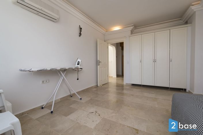 Image No.25-3 Bed Penthouse for sale